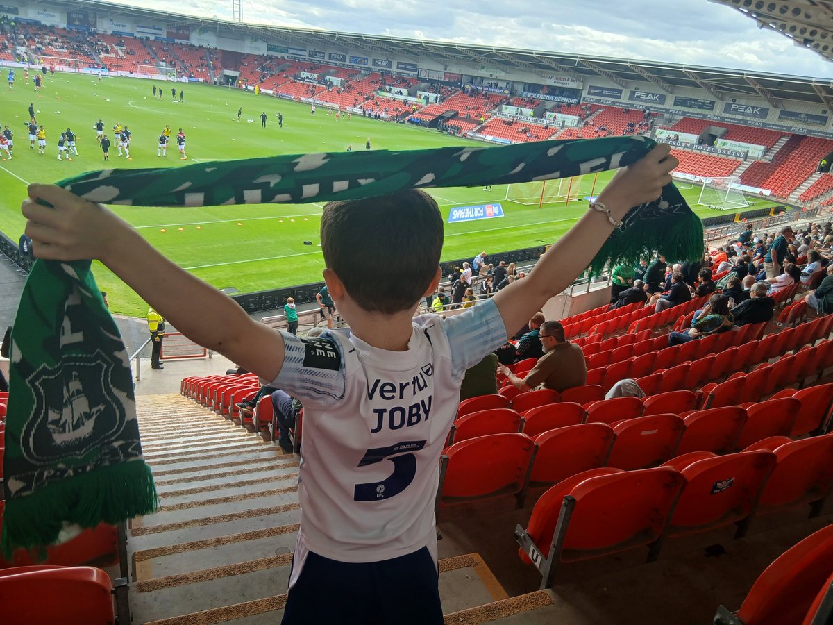 GRTPhotography's tweet photo. @HanworthVillaFC @TheCurfews @SouthernLeague1 @garyabs 2026/27 Season Thread - Match 12

@drfc_official 2 vs 3 @Argyle 

Excellent away trip with my son. His 5th away day and he's still never seen #PAFC lose. https://t.co/4vxvEgx5Vn