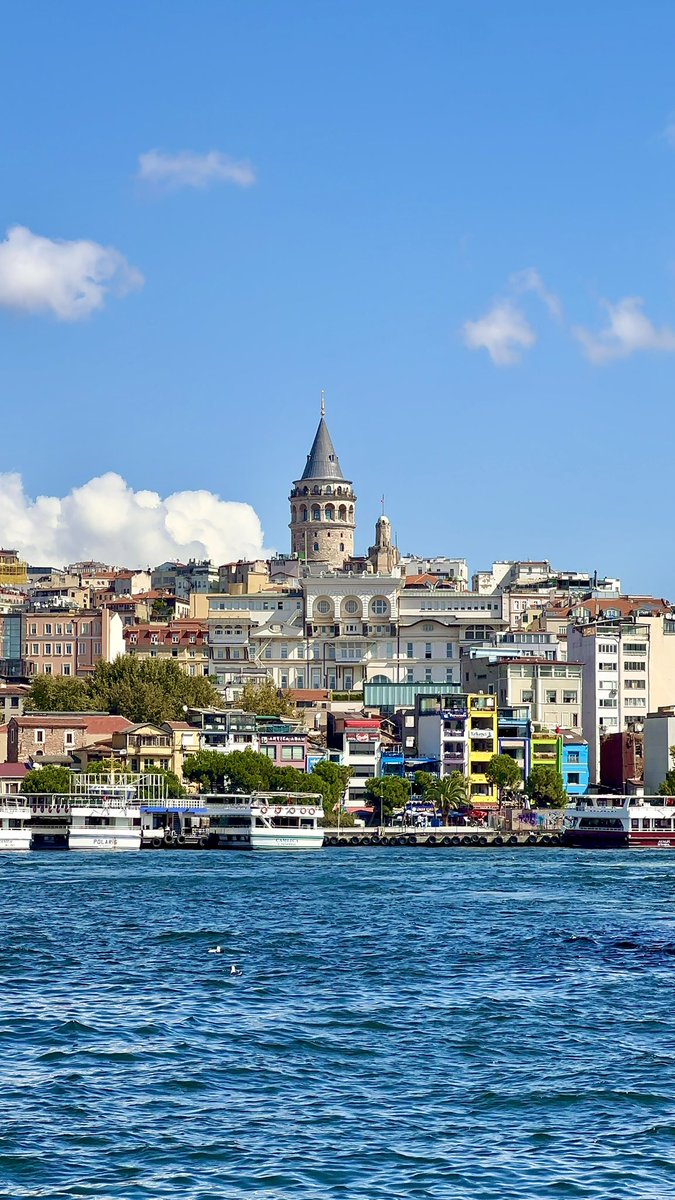 ilgen_ebru's tweet photo. İstanbul günü olsun.. https://t.co/NUArfRILKA