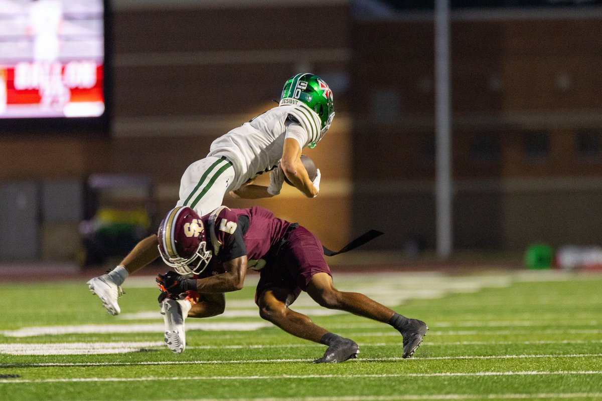 trocksports's tweet photo. Photos from Summer Creek vs Strake Jesuit on Senior Night.  Great win ahead of a big match up next week at North Crowley.  

Album link:
https://t.co/rYgmYN2nK0

@SC_BulldogFB
@HumbleISD_SCHS @SCHSAthletics3 @HumbleISD_Ath @dctf @texashsfootball https://t.co/wbBXjbtkPO