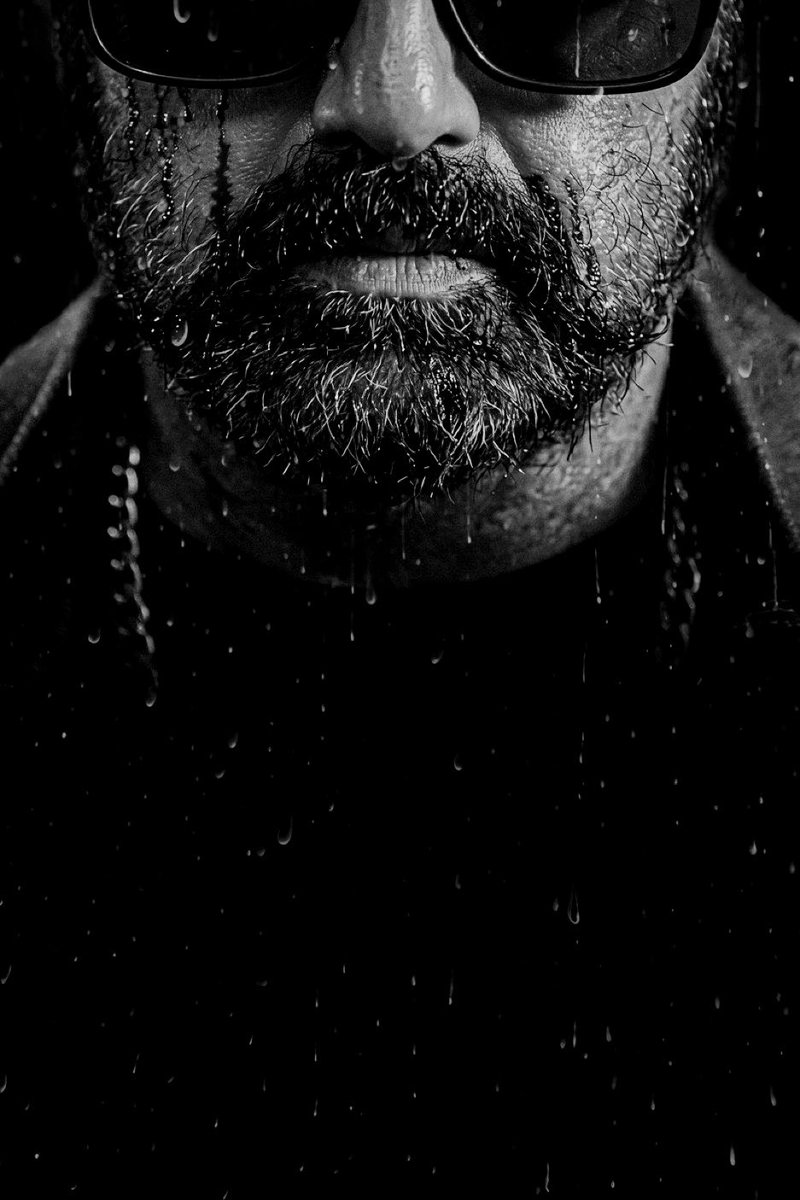 MusicThaman's tweet photo. Kalluuudhaaaammm !! 🦁 https://t.co/V80O17MvH1