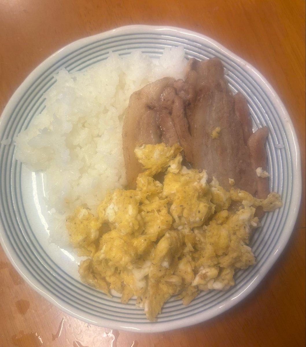 innou02's tweet photo. 男1人の夜ご飯ってこんなもんだよね。 https://t.co/oW6UmAh2k7