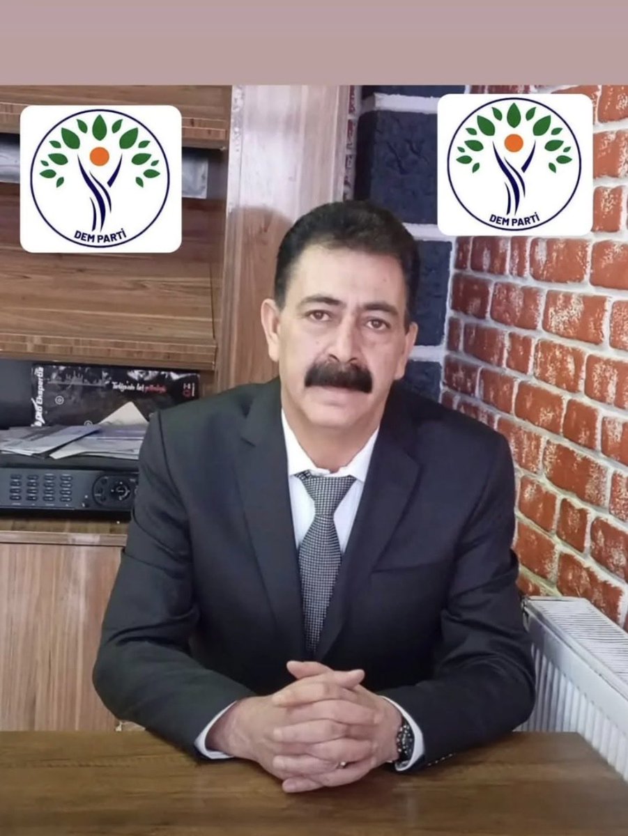 halefkeklik's tweet photo. Değerli arkadaşım,yoldaşım Ağrı belediye eş bakanı Memet Akkuş’u kaybetmenin derin üzüntüsünü yaşıyoruz.Mekanın cennet olsun. https://t.co/cCXcO67nH9