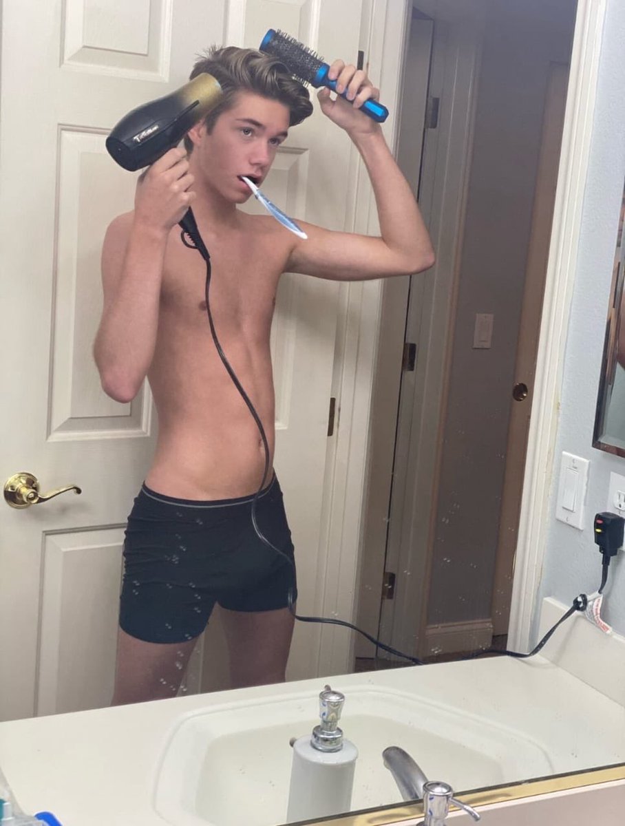 Sohobaiting's tweet photo. Spicy 🌶️ 
HMU at https://t.co/GqQSp97r67 to bait your crush https://t.co/2Fyw6YjdKT