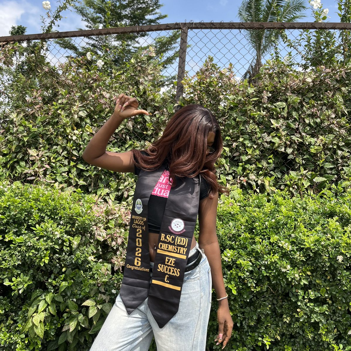 Vero_nicarr's tweet photo. Signed out of unilag todayy! https://t.co/K27gulSo2T