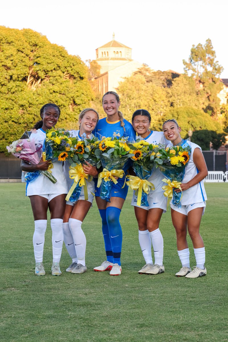 UCLAWSoccer's tweet photo. Thank you to our seniors! 🫶💙💛🐻 https://t.co/nO9CgH9LIo