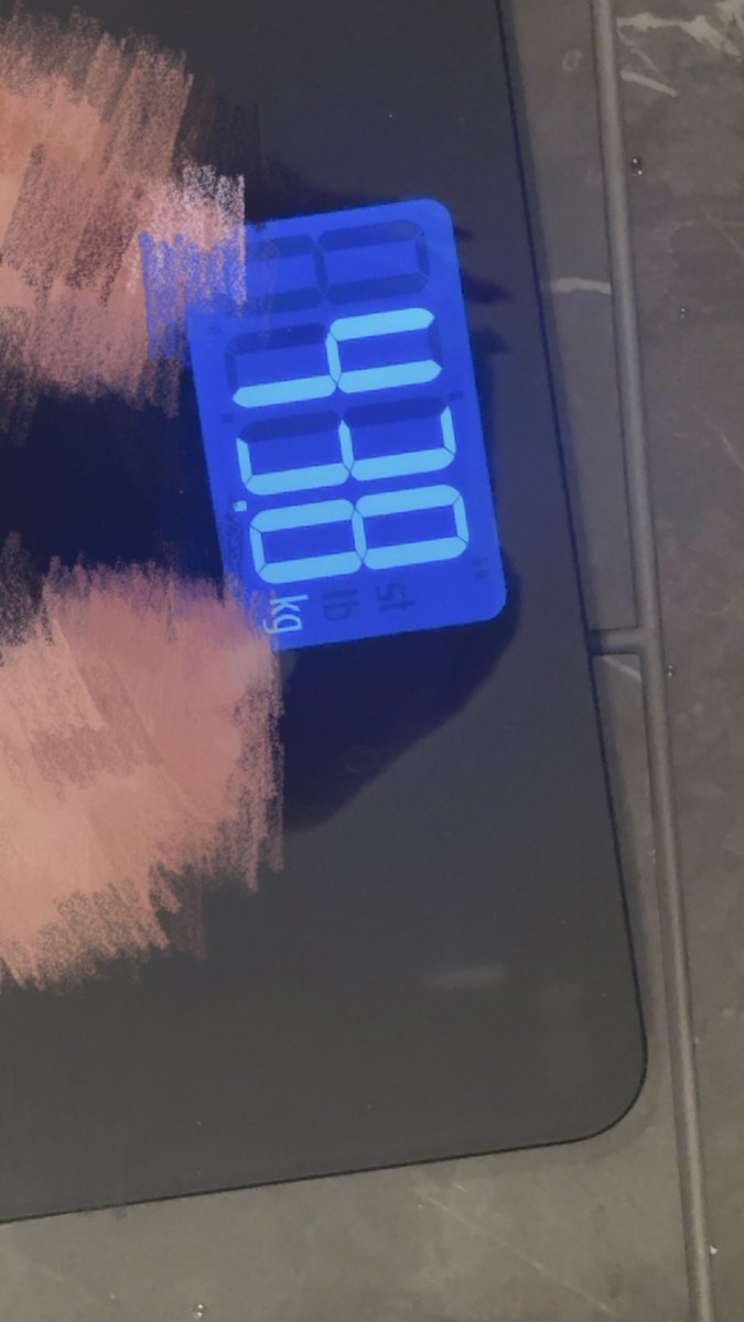 avaa26757's tweet photo. #edtwt #shedtwt
I hover around this disgusting weight. If I was a magical girl, I would wish to remove all my fat,, Kyubey come see me. 

I’m 168cm ଘ(∩⁄ ⁄ ⁄ω⁄ ⁄ )⁄⊃━☆✧* https://t.co/CaEahWVHTi