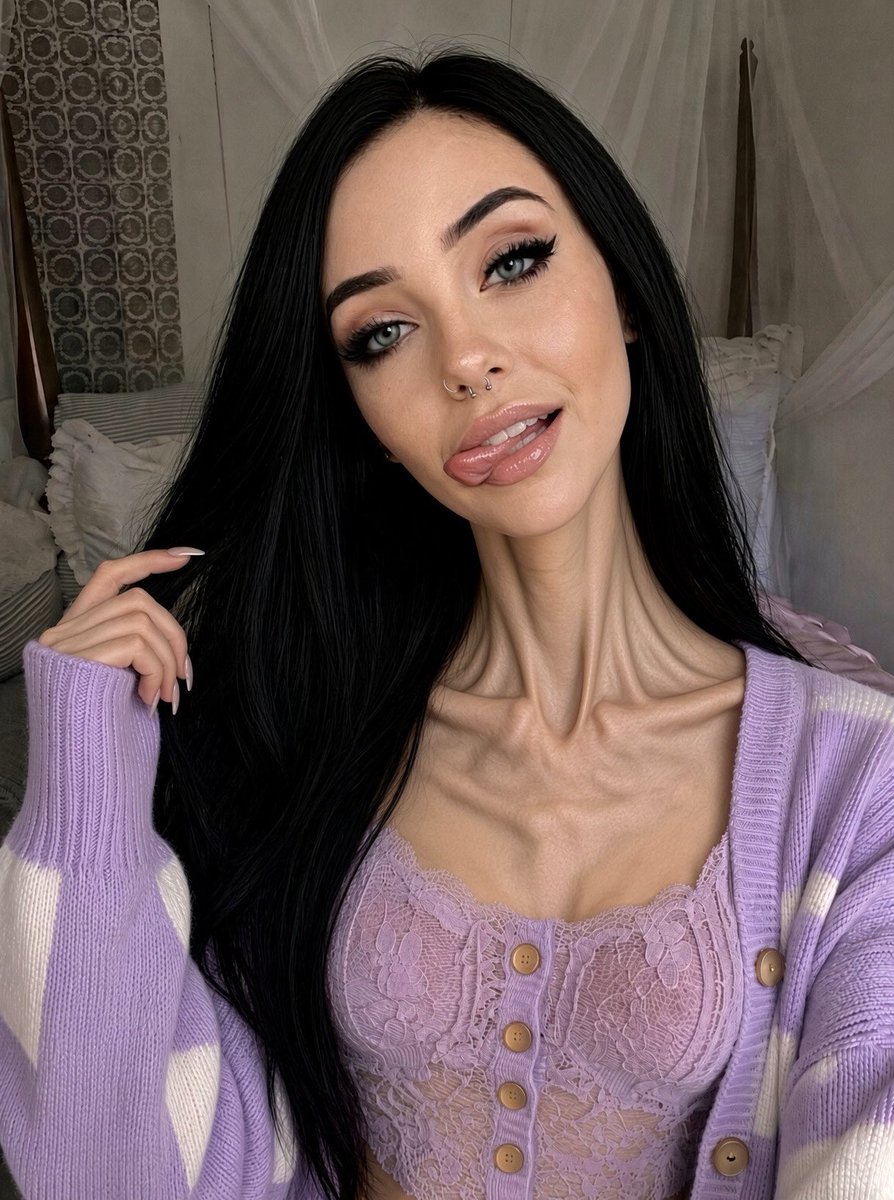 Nicollieav's tweet photo. https://t.co/kO1JwBd68f

#paypig #paypigs #findom #findomme #finsub #tribute #tributes #send #spoilme #humanATM #cashcow #wallet #feet #footfetish #feetpics #soles #toes #sockfetish #thighhighs #whitesocks #skinny #ribs #bones #collarbones #sternum #tinywaist #bony #waif https://t.co/CgUAbTX2Bj