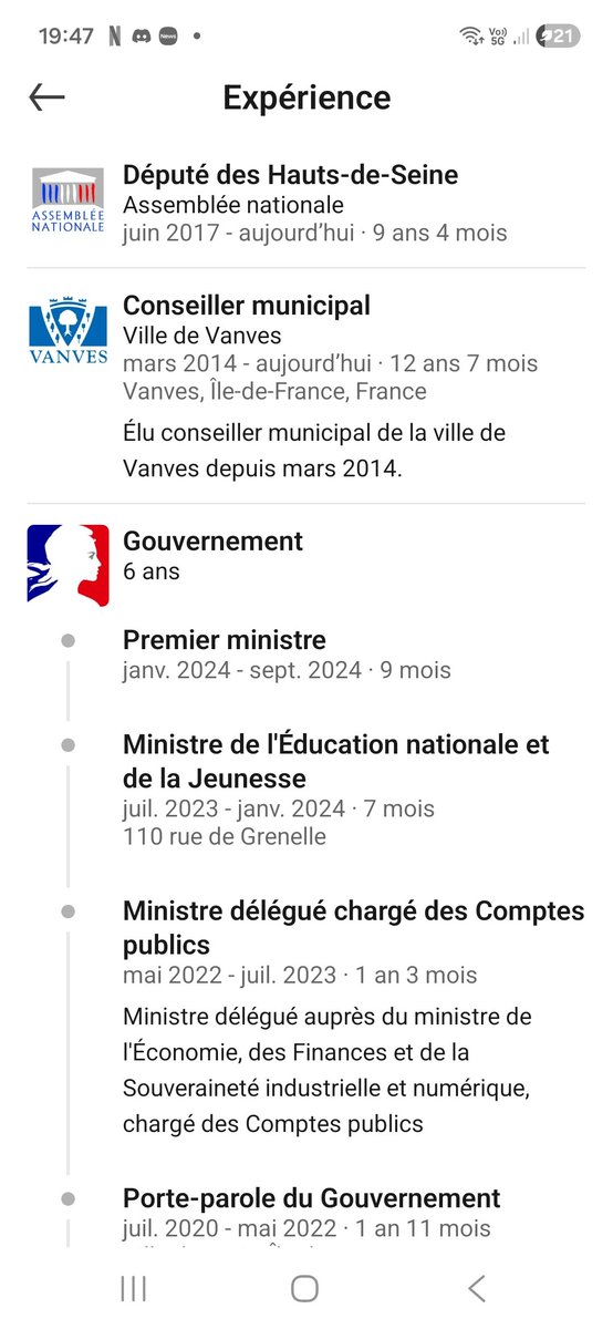 annanissa2003's tweet photo. Je rêve où...il travaille pour la première fois de sa vie ptdrr https://t.co/Nr9bKZ8e1f