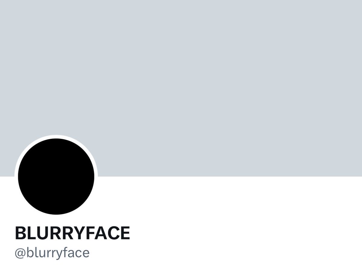 TOPSpainClique's tweet photo. Blurryface ha eliminado el header de su perfil.

Hoy se cumple un año exacto de la última publicación y actividad en la cuenta. https://t.co/tJjNx5f5YW