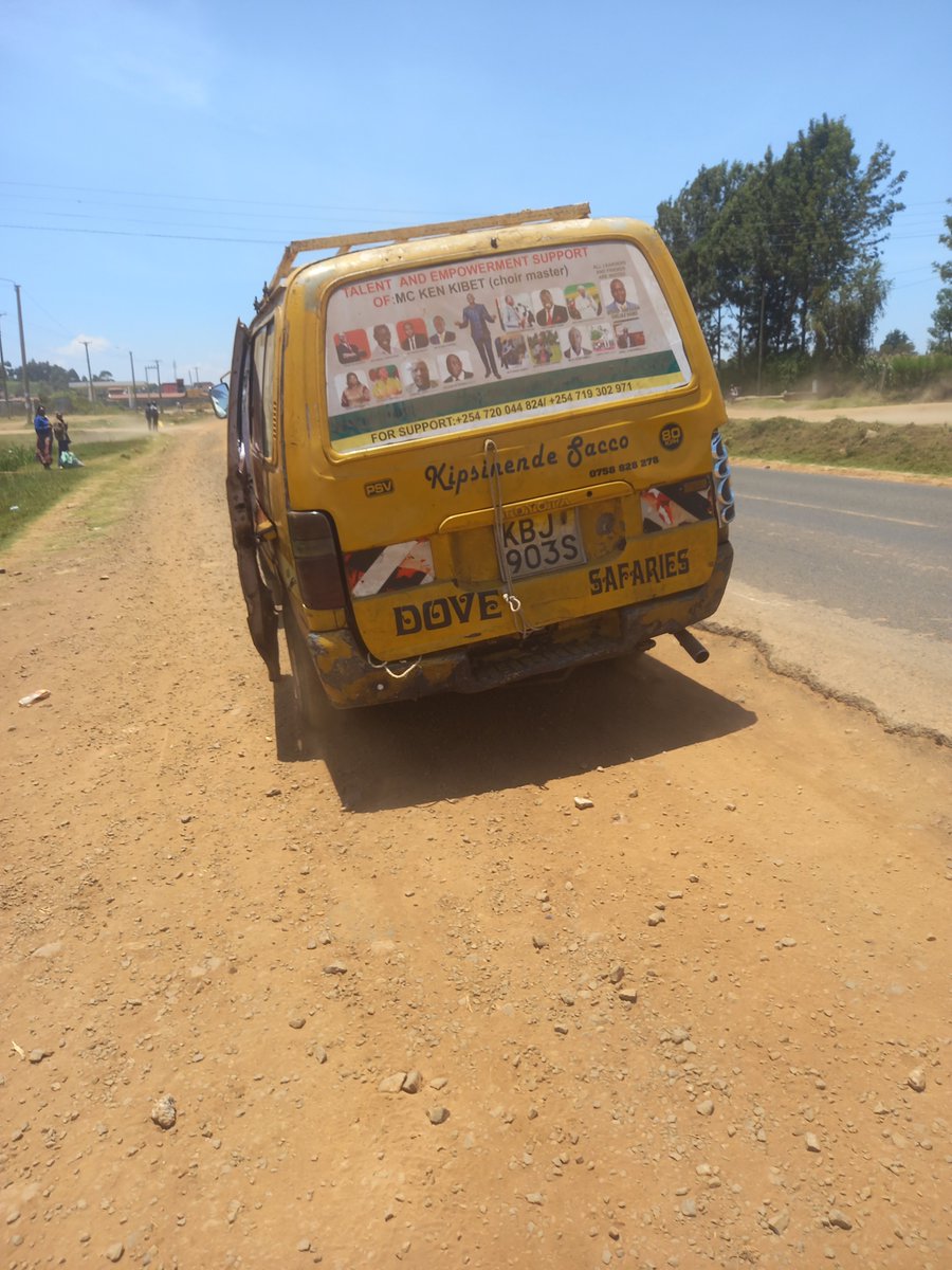 critica254's tweet photo. @ntsa_kenya ,@NPSOfficial_KE  using the simplest language possible kindly inform the public how this jalopy successfully passed the inspection test at eldoret office. https://t.co/0cO5OQXZBg