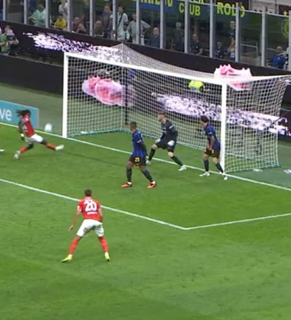NoContextNapoli tweet picture