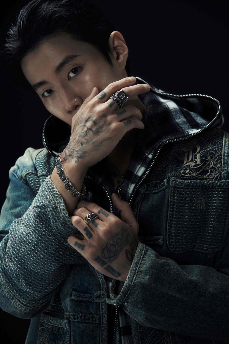 JP14Eva's tweet photo. The details 🖤🔥

#ABATHINGAPE #BAPE #BAPEBLACK
#JAYPARK https://t.co/yOe3o3vyAw