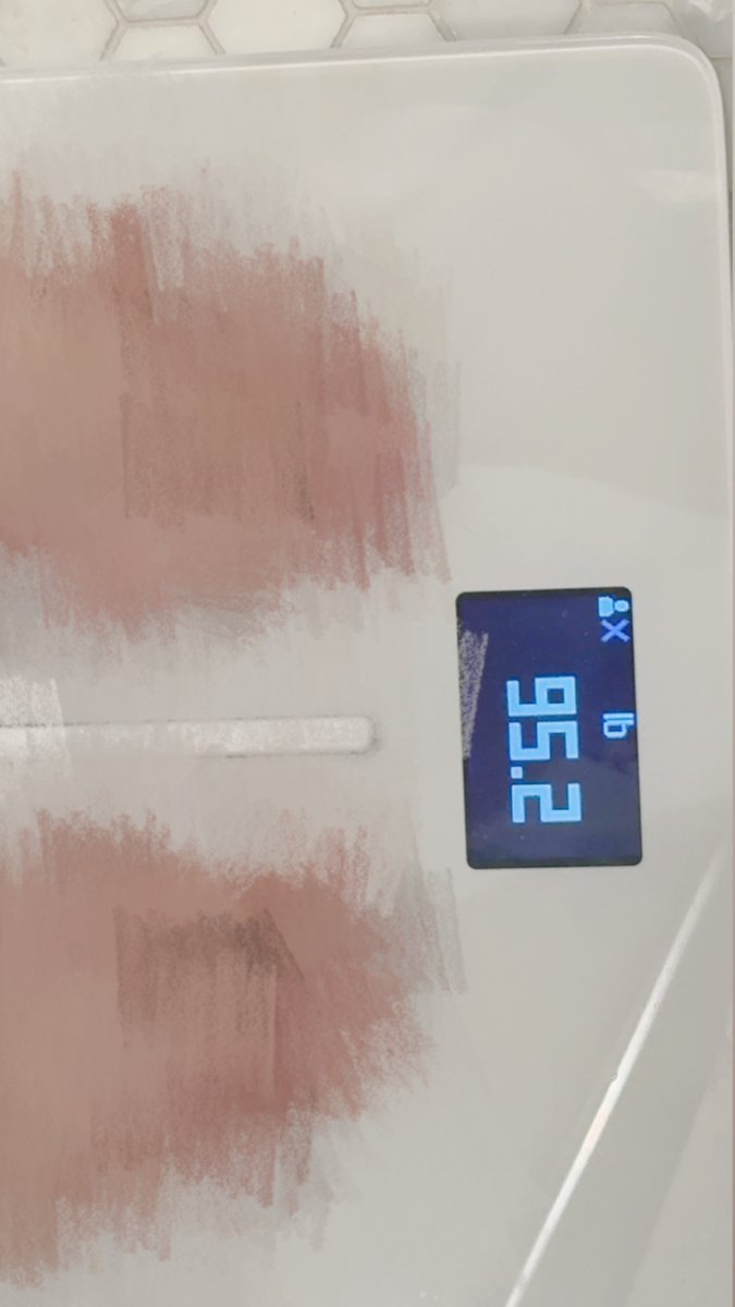 avaa26757's tweet photo. #edtwt #shedtwt
I hover around this disgusting weight. If I was a magical girl, I would wish to remove all my fat,, Kyubey come see me. 

I’m 168cm ଘ(∩⁄ ⁄ ⁄ω⁄ ⁄ )⁄⊃━☆✧* https://t.co/CaEahWVHTi
