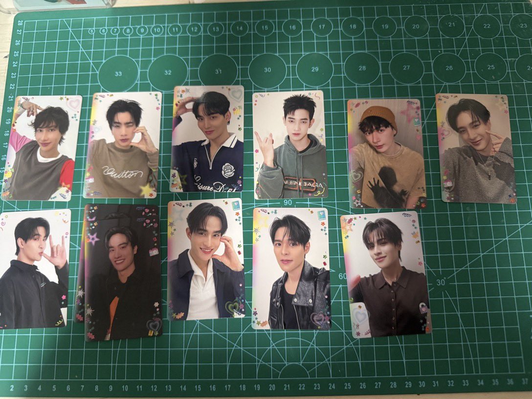 7Pass_'s tweet photo. แจกค่ะ เลือกได้คนละ 3 ใบ ค่าส่ง 50 🙇🏻‍♀️
#ตลาดนัดgmmtv https://t.co/Kxoag2bpxr