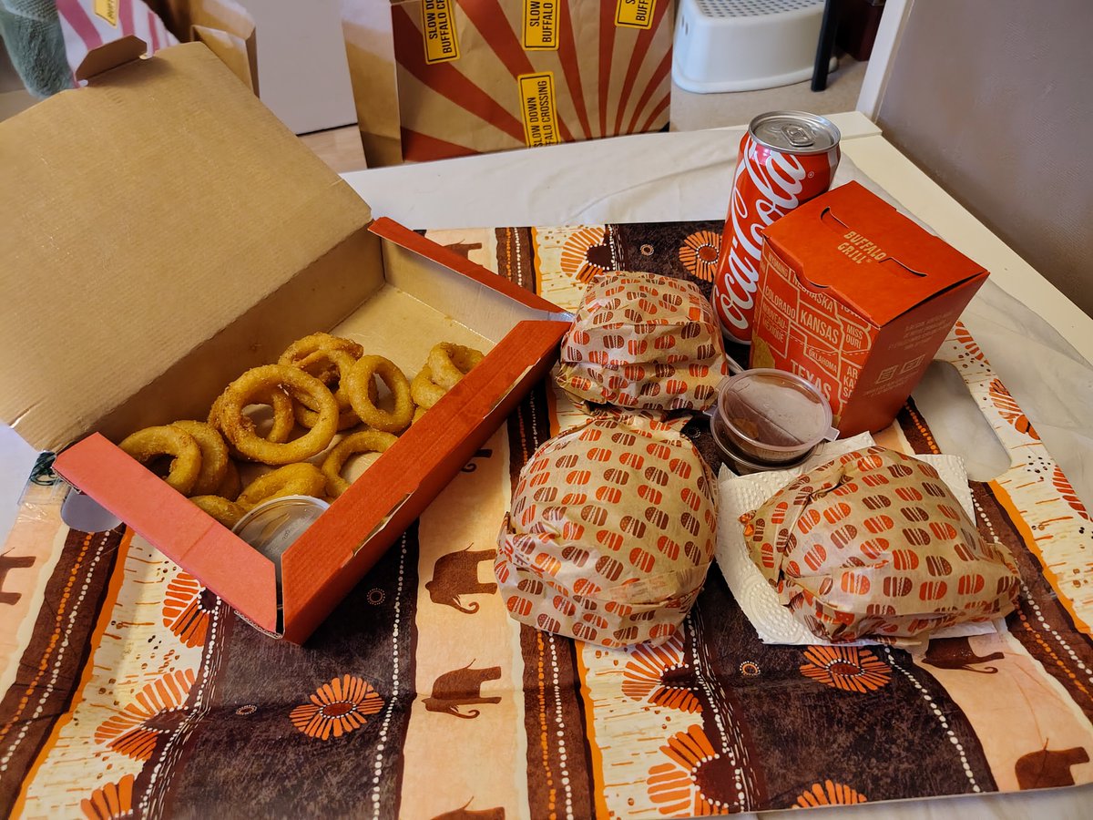 Niarwhale's tweet photo. I guess I should start eating more https://t.co/DeuajxRzOM