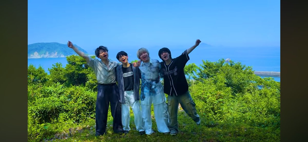 sijimishokora's tweet photo. もっとあるのですが、4枚しか載せられないので…厳選に厳選に厳選してこのシーンにしました( *ˊᵕˋ)✩︎‧₊
理由書いたら収まらないので一言。
曲もMVもぜーんぶ素敵!最高です!
1つだけとは書いてなかったので、、、
いいですか…?いいですよね?
#プルバブラジオ
#PURPLEBUBBLE
#夢の在処 https://t.co/eA9ycBkuwB