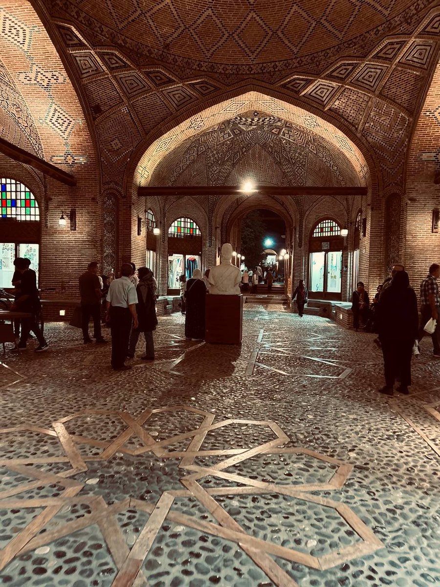 sentoriii's tweet photo. و قزوین...

سعدالسلطنه واقعا دیدنی بود

آمالفی تعریفی بود

بستنی پسته عارف واقعا بهشتی بود https://t.co/mXHXbJNb6q