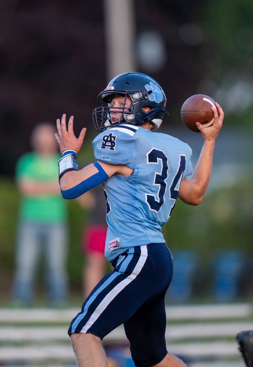 SawyerEager34's tweet photo. First TD pass of Senior year. Great team win. Had 3 TD passes on the night, 7 tackles and 2 TFL. Great way to start my senior year. GO COUGARS
#Football
#Senior 
#Cougars https://t.co/f9vbuem9yO