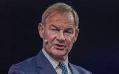 Alexandr4Denman's tweet photo. "I am not going to insult frustrated British men and women protesting in Dover as Farage just did. They are not ‘disgusting’ as he stated. They are concerned, angry, afraid. All decent patriots are, and I stand with the millions of Brits who have had enough." Rupert Lowe .
What a complete difference in leaders , one yet again comes out in support for the British people!
The other one and i quote finds them "DISGUSTING" trying to do a peaceful stand against illegals coming 
Rupert Lowe posted the above today on his thoughts of these so called disgusting people men and women worried about the country and came out in full support ! Once again country and people before just wanting to get to no10 !
