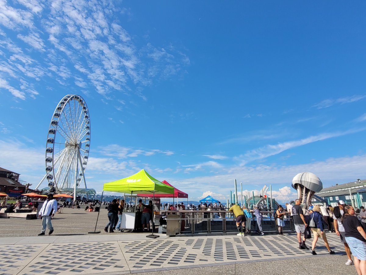 Around_Seattle's tweet photo. Perfect day to be on the #SeattleWaterfront https://t.co/t2qAQes9ao