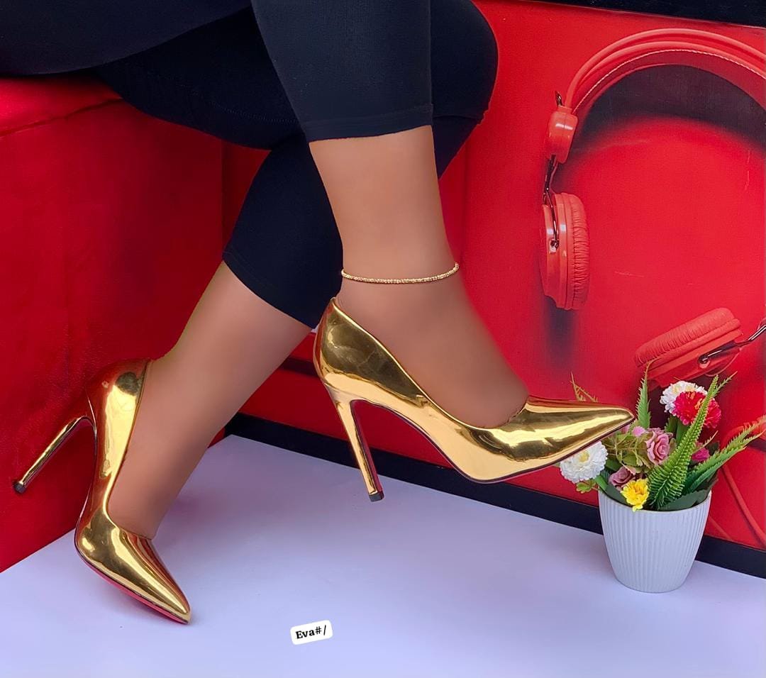 Jules_wears's tweet photo. Smart shoes should be a necessity for you.

37--42

Available in 6 colours 

🏷️27,000 https://t.co/pRqJJwddvi