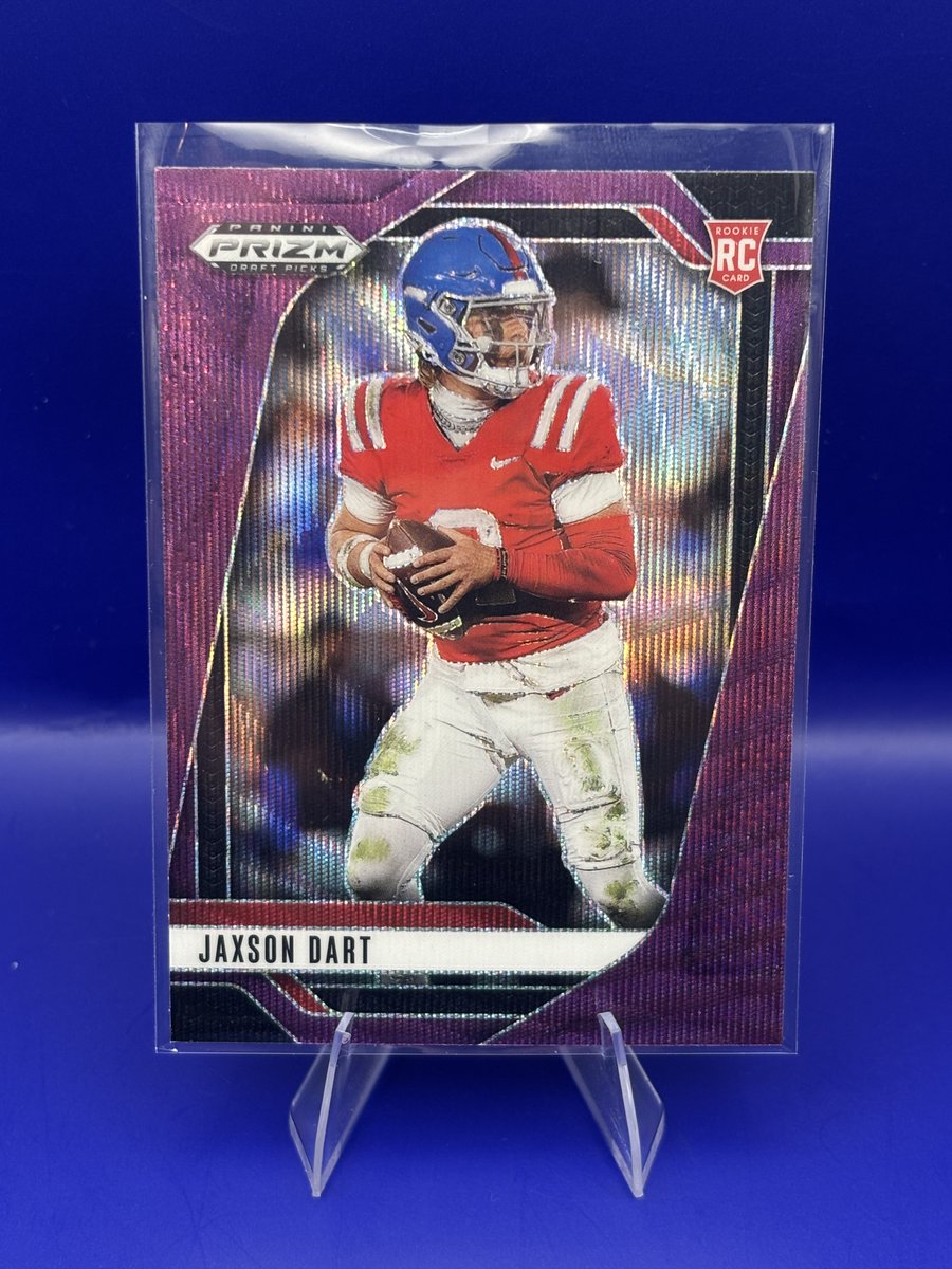 shopptcripz's tweet photo. @Gbpoker0710 It's Saturday and College Football is back! 🏈 @shopptcripz is loaded with some of the Best in Bowman U from across the nation, and so much more. Come on over this weekend and let's strike some deals!🤝 ebay Shop #PTCRipz: https://t.co/PRObP7rh7f #RipResponsibly #CFB #Bowman https://t.co/FpHnJEBbE3