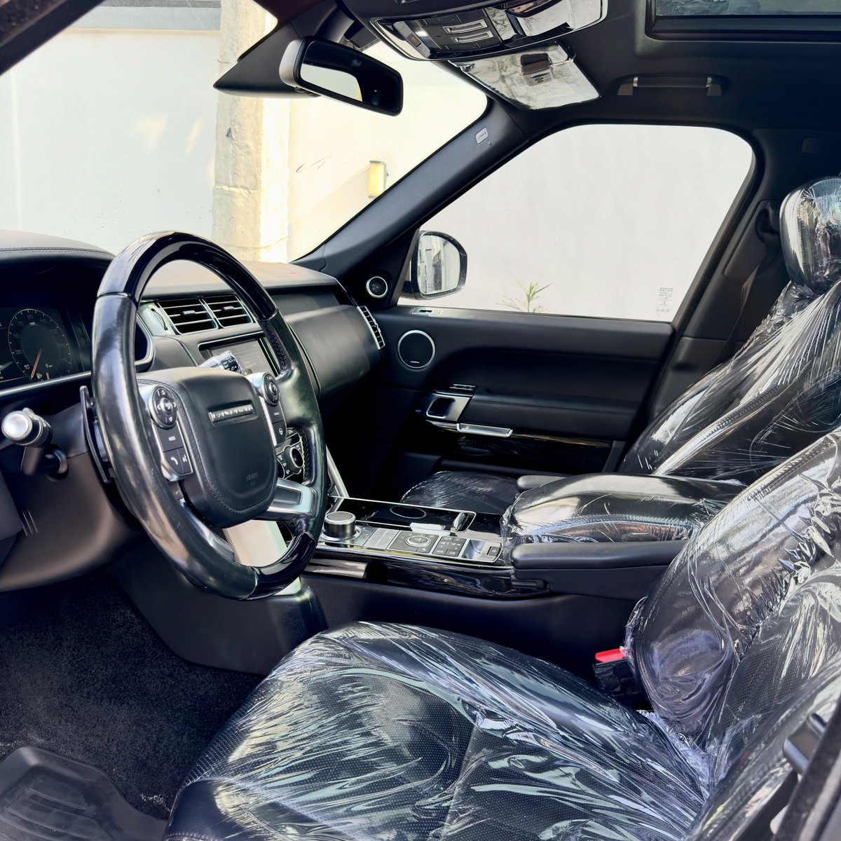 TammatAutos's tweet photo. 2016 Range Rover Vogue Supercharged

• ⁠Ambient light
• ⁠Suction Doors
• ⁠Massage Seats
• ⁠HUD
• ⁠Low Mileage

📍Location: Chevron, Lagos🇳🇬

Price: ₦38.5m

To Schedule a Private Inspection/Delivery⤵️

Send a Dm
☎️/WP: +2349016832044
📧: Tammatautos@gmail.com https://t.co/QpzEw9o3Ns