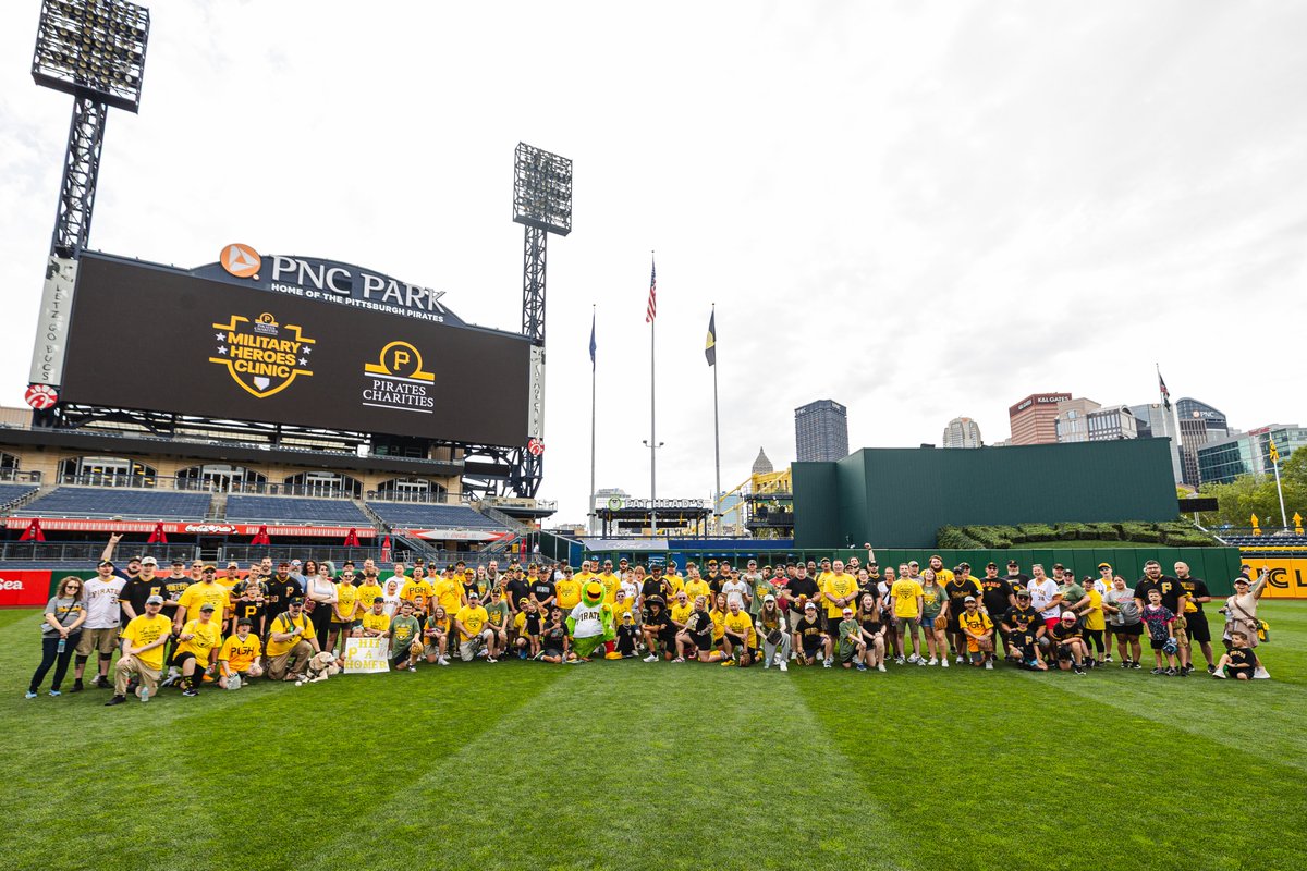BucsCommunity's tweet photo. This morning, we hosted our 4th annual Military Heroes Clinic, welcoming active-duty service members and veterans to the field for a day of baseball and fun. https://t.co/5hOaH53tAw