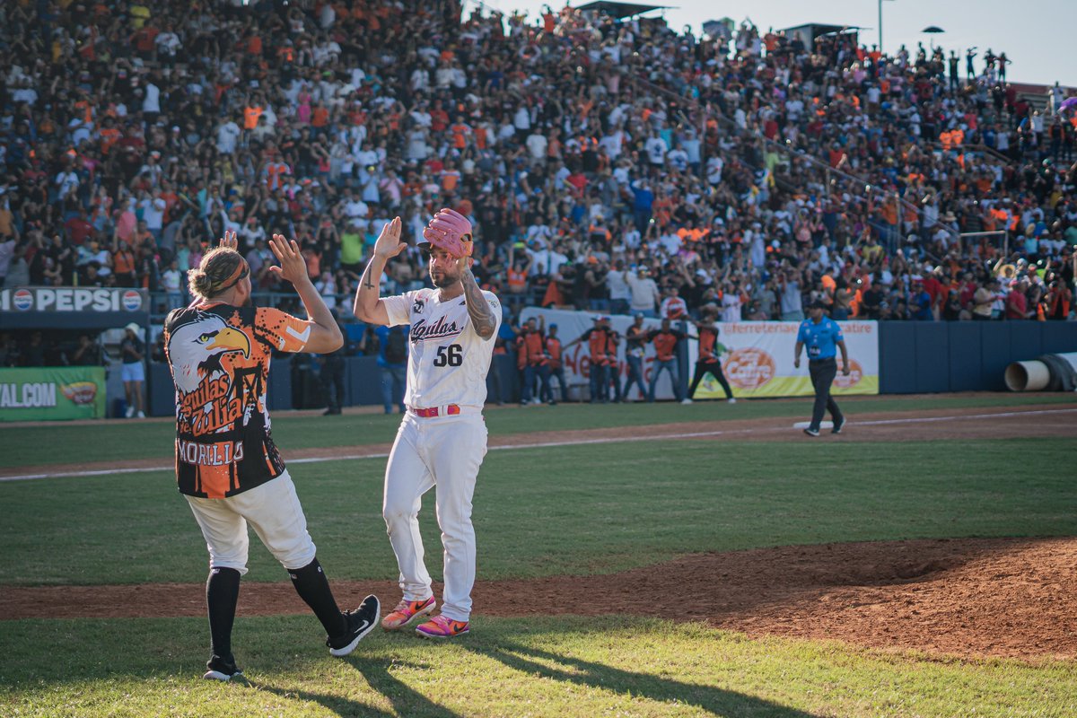 petitsports's tweet photo. El 18 de noviembre además del tradicional juego de la Chinita de @aguilasdelzulia, los aficionados tendrán juego de Gaiteros en la Liga Superior. ⚾️🏀 https://t.co/mB4u8OZv1U