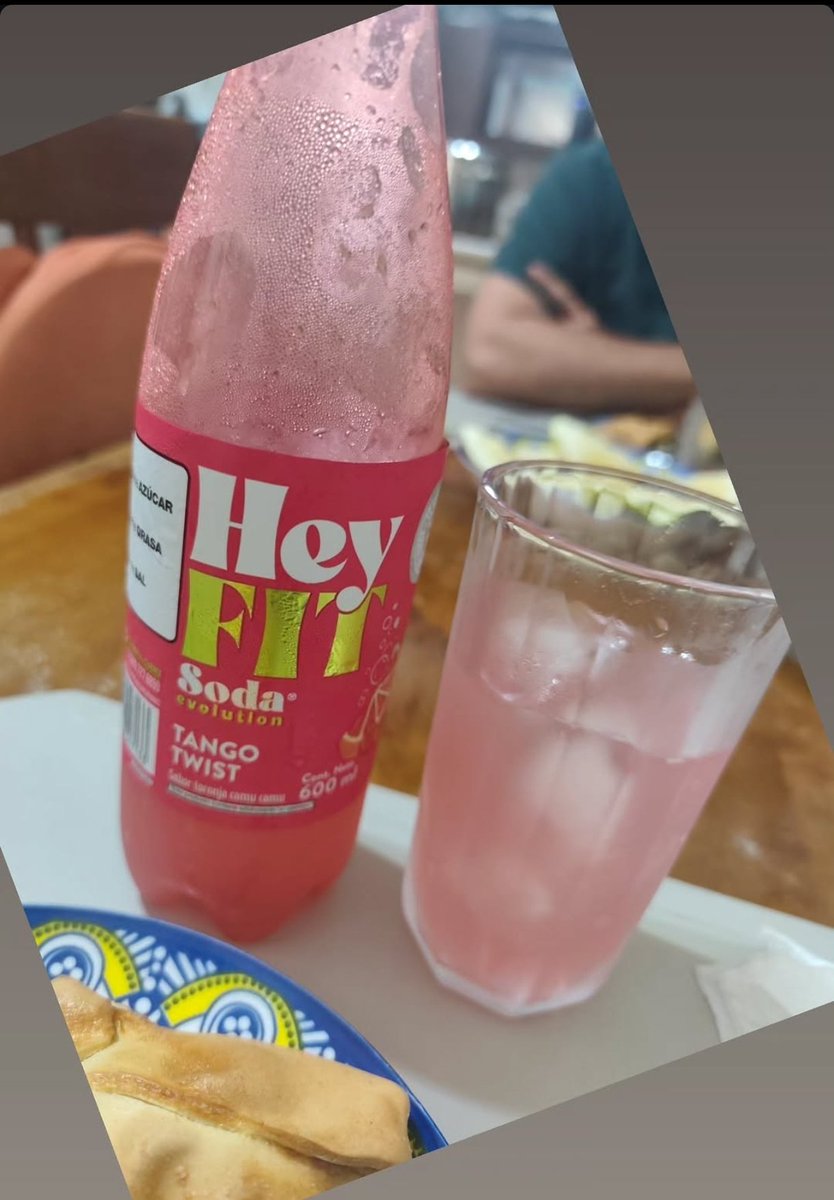 mariuximendezm's tweet photo. Ya probé la de toronja rosada y está deli 😋👌🏻🩷
#HeyFitEc https://t.co/LnIjzKrr40