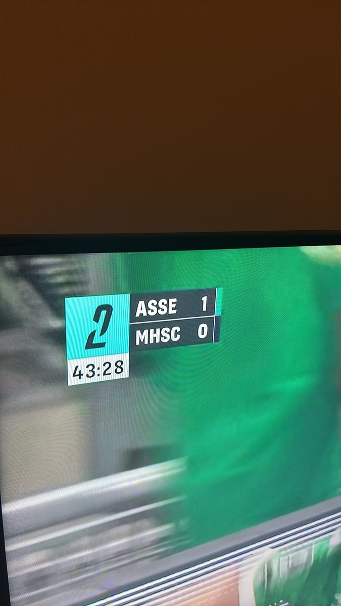 st_mtpp's tweet photo. Merci les arbitre les stéphanois 
#ASSEMHSC https://t.co/nRPFjgiEN3