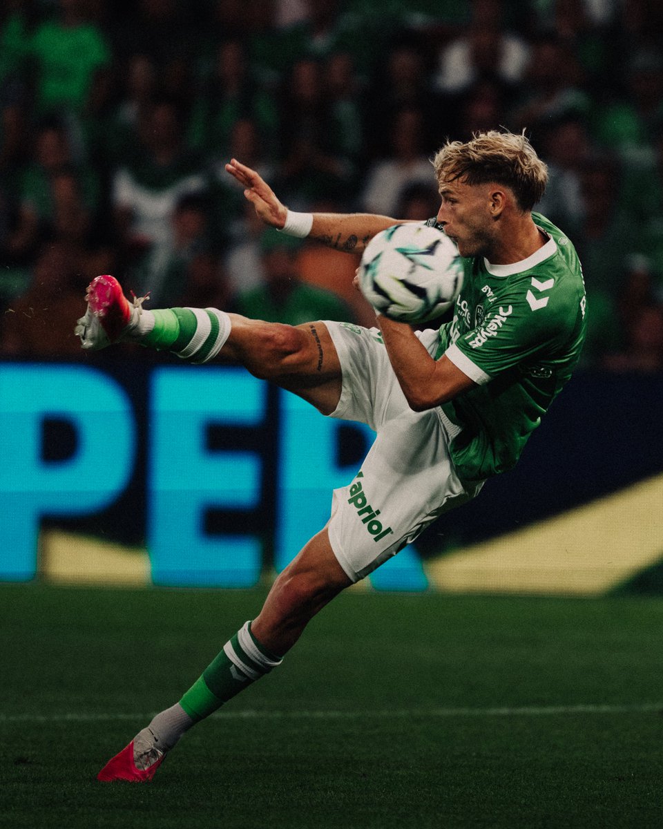 ASSEofficiel's tweet photo. Armer. Marquer. Célébrer. 🚀 https://t.co/kSs4XyDdub