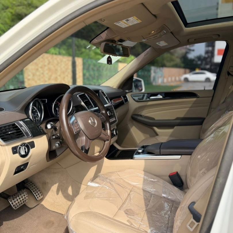 TammatAutos's tweet photo. Just Landed🚘

Foreign Used 2015 Mercedes-Benz ML-400

• Fullest Option💎
• ⁠Accident Free
• ⁠In Mint Condition✨
• ⁠Lagos Tincan Cleared✅

📍Chevron, Lagos🇳🇬

₦25.5m

To Schedule a Private Inspection/Delivery⤵️

Send a Dm
☎️/WP: +2349016832044
📧: Tammatautos@gmail.com https://t.co/RViHOWX7tx