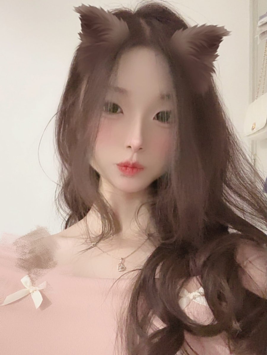Chloe22Chloe77's tweet photo. hiii https://t.co/YWHx0iQf0a