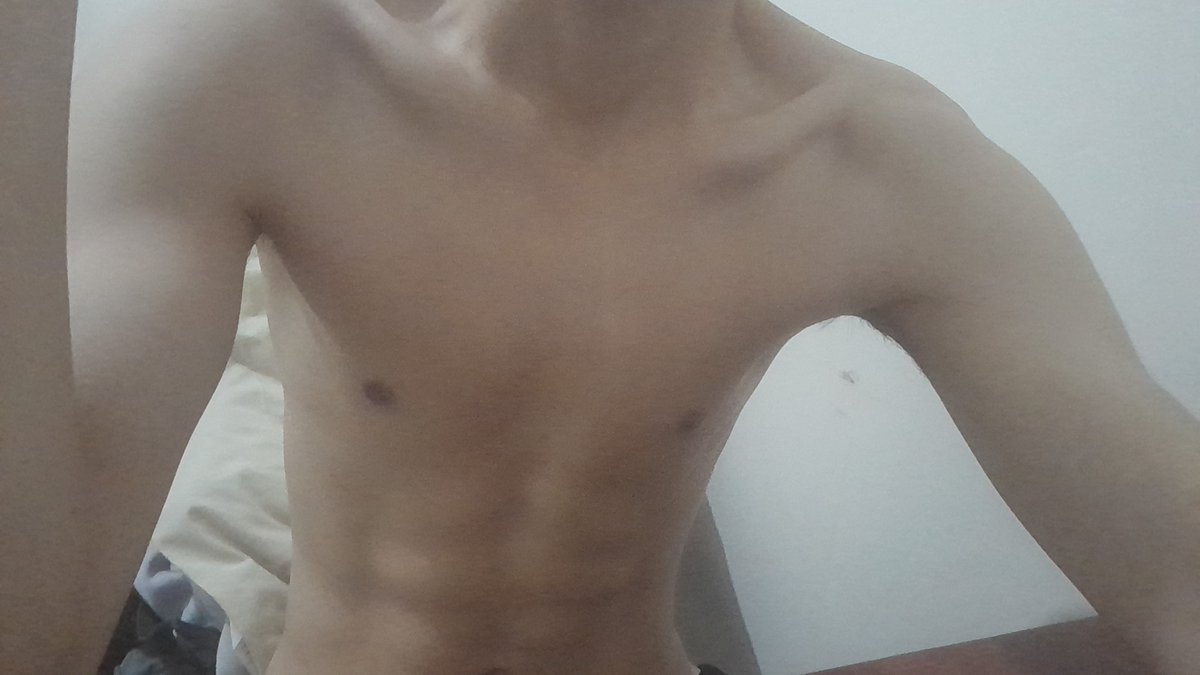 rxqyy14's tweet photo. anjay kalo angel nya gini bagus, aslinya kurus (sisa olahraga tahun lalu) https://t.co/DT83kd9evY