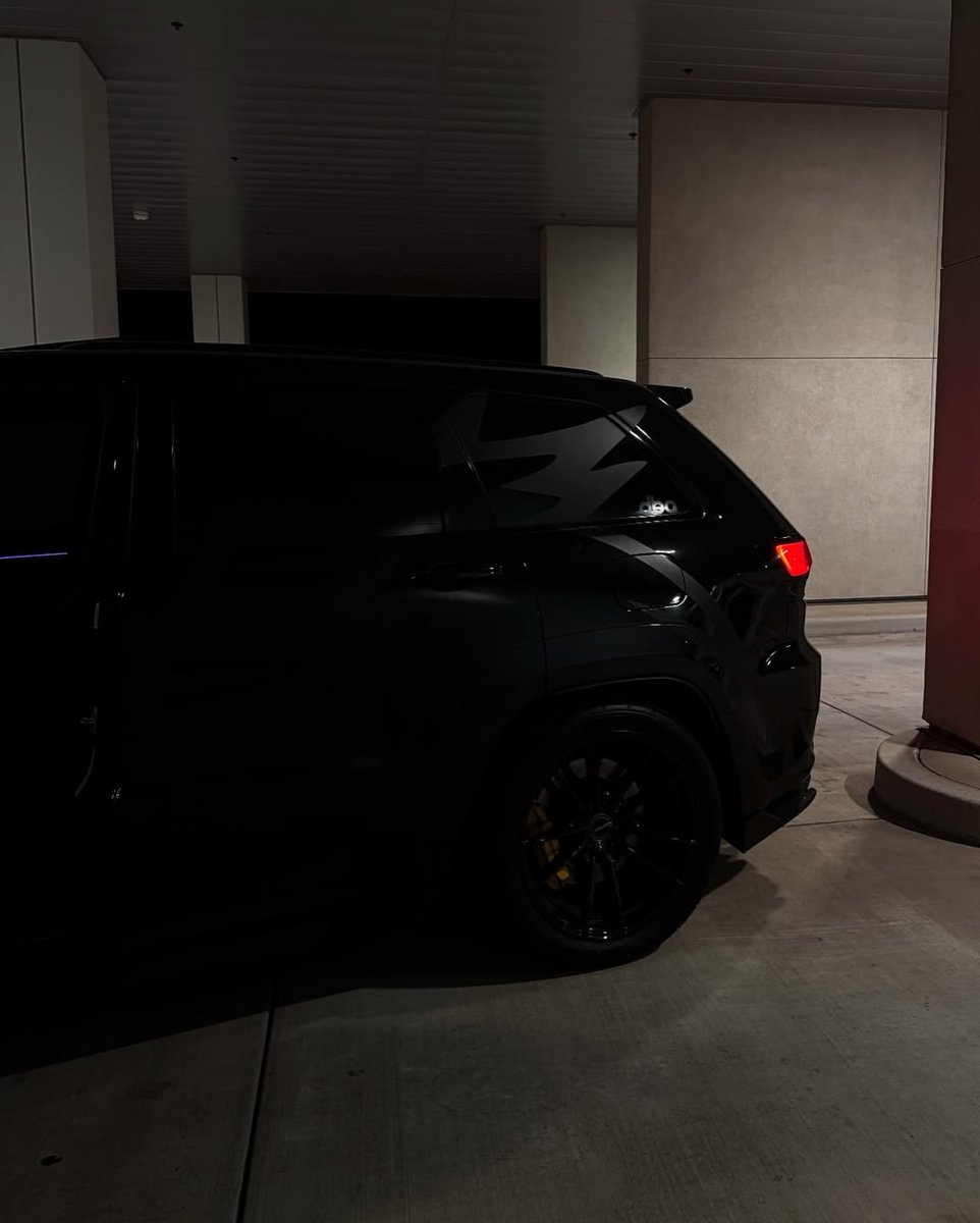 TheAutoHub's tweet photo. blacked out hawk🦅 https://t.co/jOg2gOQjOV