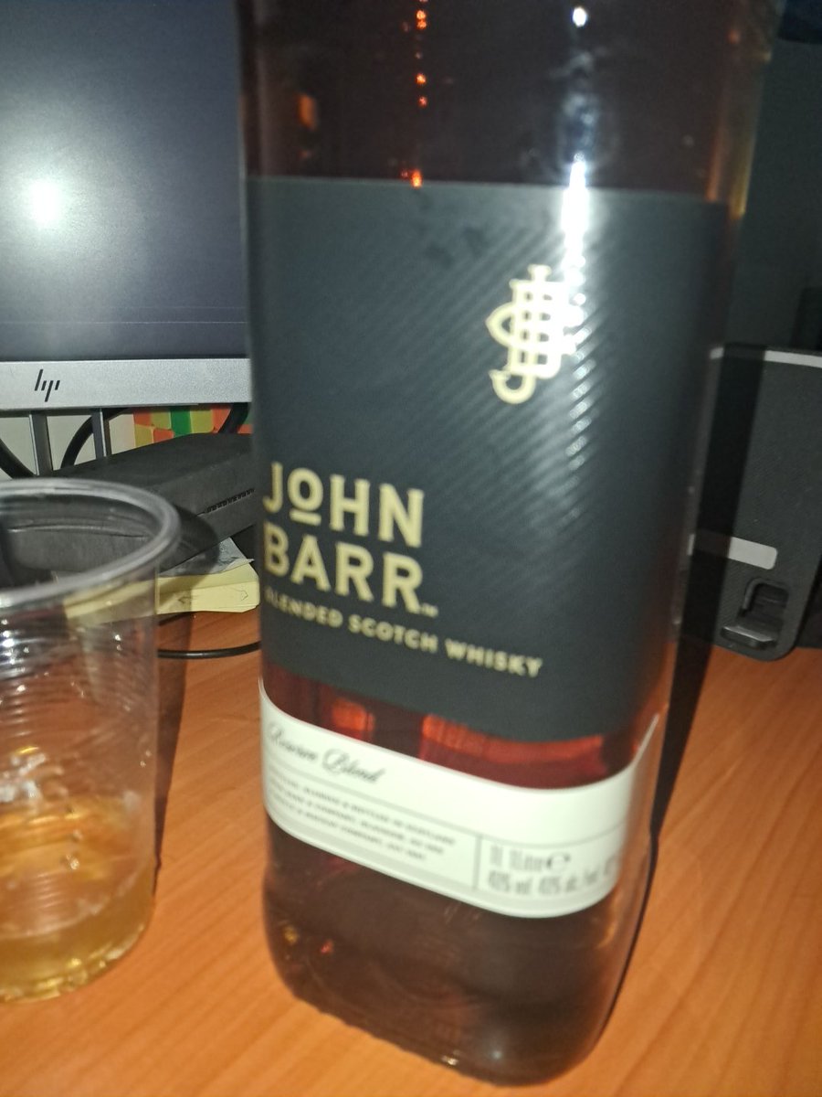 AustineNasongo's tweet photo. @140ngera Huko ni mbali bana, nitapiga sherehe yangu indoors https://t.co/YIfY2C5wQI