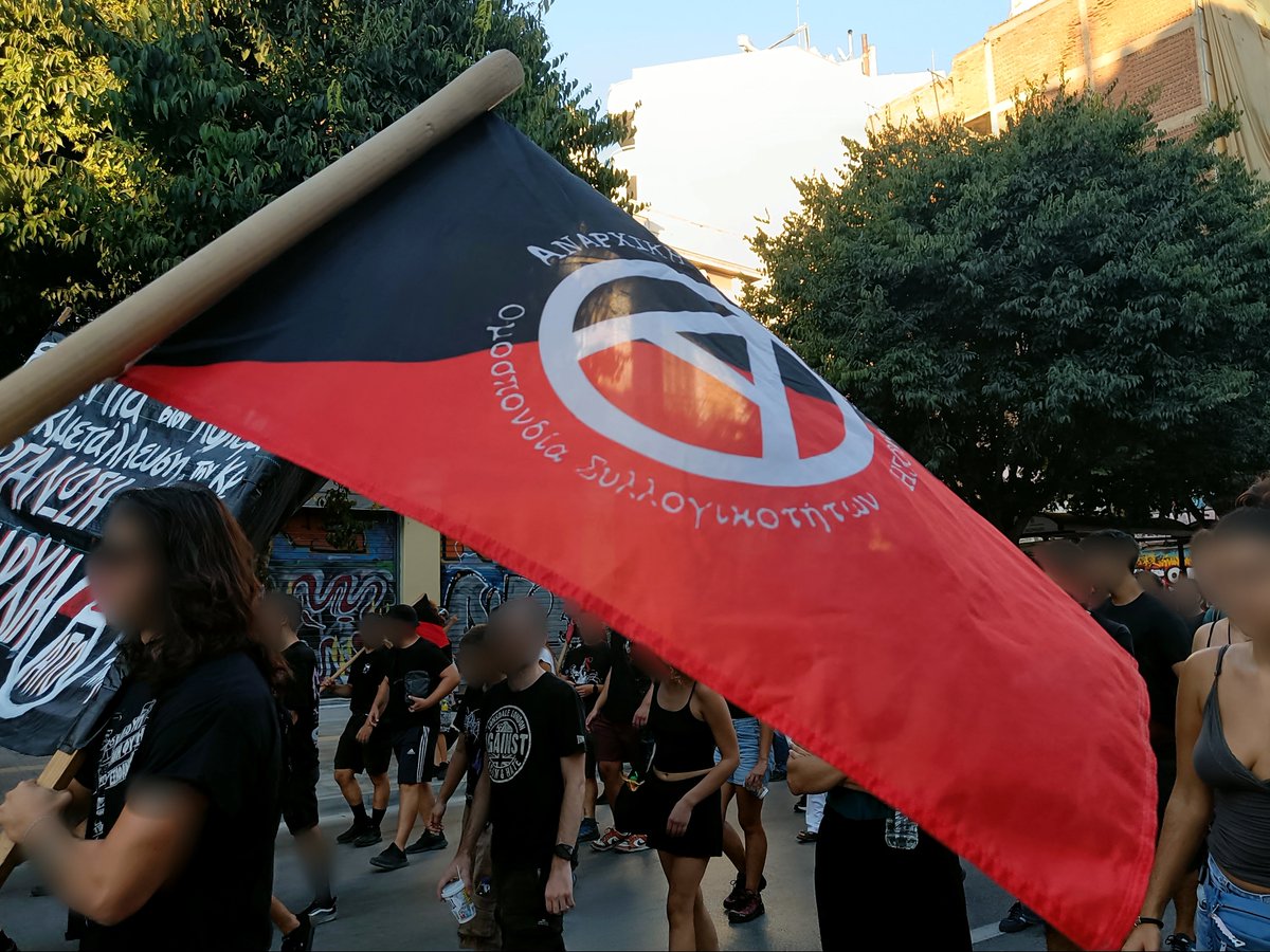 anpolorg's tweet photo. Ενάντια στον πόλεμο, τον εθνικισμό, την εκμετάλλευση, την κρατική τρομοκρατία 

Οργάνωση &amp; αγώνας για την Κοινωνική Επανάσταση, την Αναρχία &amp; τον Ελευθεριακό Κομμουνισμό 

*απ'τη συμμετοχή της ΑΠΟ στην αντικρατική/αντικαπιταλιστική διαδήλωση στη #ΔΕΘ 2026 στη Θεσ/νίκη
#antireport https://t.co/jlYC2sSAO1