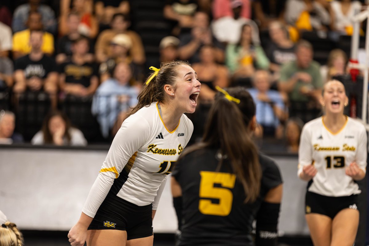 KSUOwlsVB's tweet photo. Flicks from set 1 and 2!

#OwlFamily | #HootyHoo 🦉🏐 https://t.co/Oy81xXkLKZ