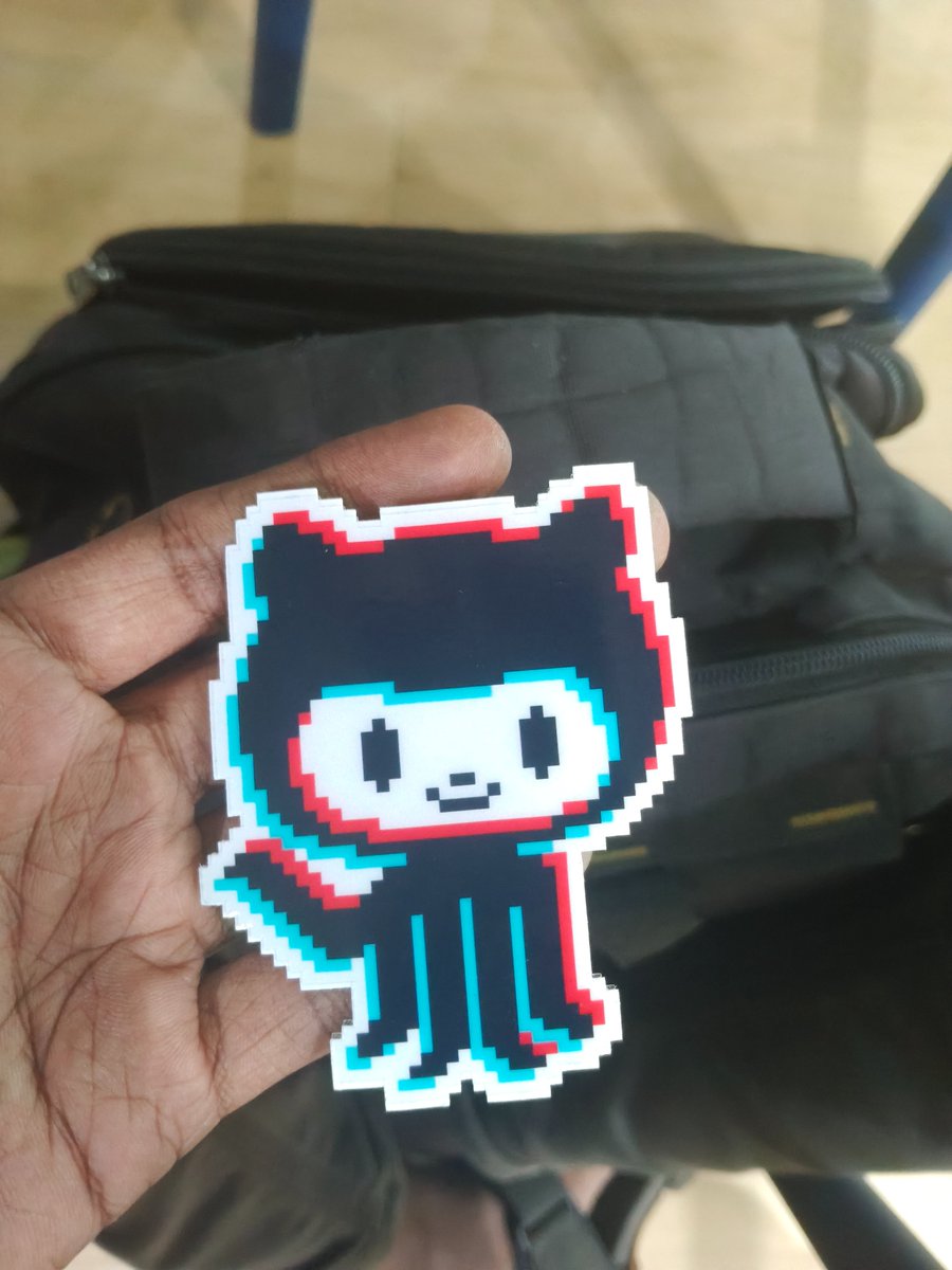 rishitwts_'s tweet photo. wrapped up a solid #DevDaysMumbai at @Paytm office📍
great talks from @augvcor, @AnxKhn, @anshulbansal09 & @ami_ganjawalla
omnigent, closedloop systems, SSR bots, Copilot in classroom & more... learned a lot
thanks for putting this together 🙌
@hackmum
#DevDays #mumtechup https://t.co/q4cCmSBxFU