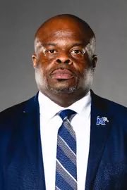 CoachEddG's tweet photo. ✊🏾 https://t.co/N09gjVajuQ
