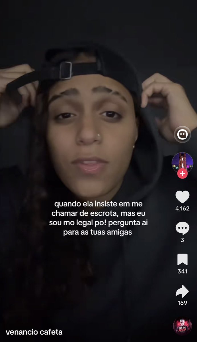 abramsroan's tweet photo. que odio q eu fico quando essa sapatona aparece na minha fy a autoestima dela é igual a de um homem hetero https://t.co/Vjr9kJVzaY