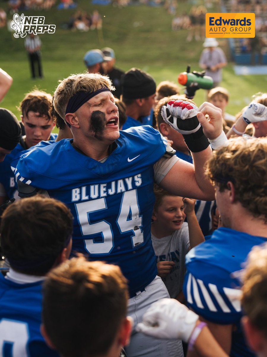 THEnebpreps's tweet photo. Ashland-Greenwood handles Syracuse, 41-7, in the Bluejays’ first home win Friday night. 🤝
 
Grayson Nolan puts up a monster performance, carrying 25 times for 322 yards and three touchdowns while averaging 12.9 yards per carry. https://t.co/0kc2RGqHPg