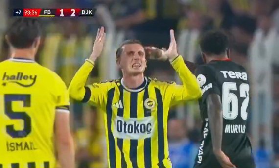 Rafaelll34's tweet photo. Kerem Aktürkoğlu yazık olmuş hahahah penaltı bekledi
Fenerbahçe - Beşiktaş
##FBVBJK
#FenerinMaçıVar
#BeşiktaşınMaçıVar https://t.co/1qzH1R1jrR