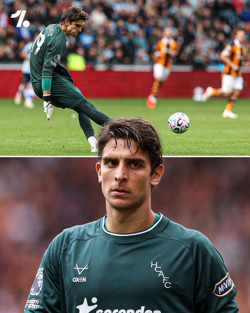 OneFootball's tweet photo. Konstantinos Tzolakis has been an absolute wall for newly promoted Hull City 🧱🔥

The 23-year-old goalkeeper has yet to concede a goal this season after keeping clean sheets against Manchester United, Aston Villa and Coventry City 😳🧤 https://t.co/UgCGEeJfaf