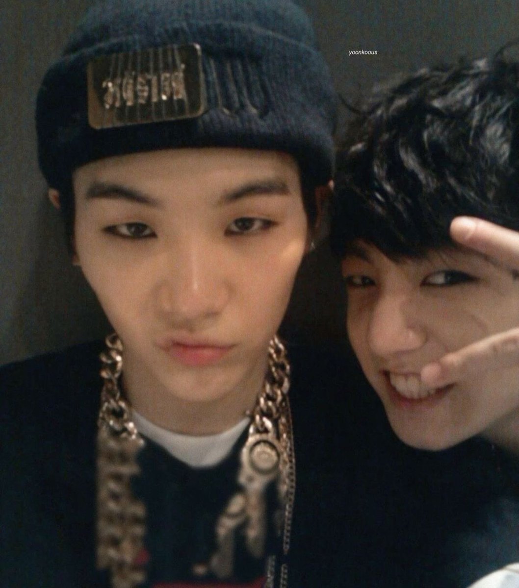 yoongisgoodgirl's tweet photo. i can’t help but get emotional when i see things like this because there used to be a time where jk looked so small and baby next to yoongi now he’s freaking huge and tatted up and ahhhhh wrap it up https://t.co/EPEzs23wCV