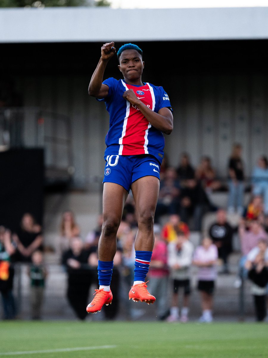 PSGWomen's tweet photo. ⏱️ 18’ I Le premier but en @ArkemaPL ! 🔓⚽️

#RCLPSG 0️⃣-1️⃣ I @ArkemaPL https://t.co/1RZehyIQUp