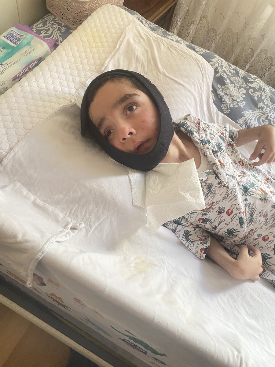 fero1535's tweet photo. Yük olmaktan hicap duyuyorum yazarken içimde kopan fırtınayı bir Allah bilir ama halimizi Ömer’imizi bizi anlayacağınızı biliyorum.Binlerce görene beğenene rağmen size gelmektan başka çaremiz yok. Bizi sahipsiz bırakmayın nolur.@sailinvestor @fxfinans @yasyas1907 @ozaziz 🥹🤲 https://t.co/lxYcjz6KbF