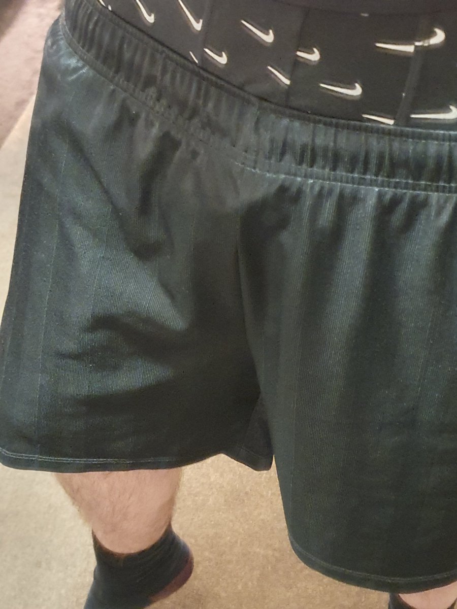 Fredbloggssagg2's tweet photo. 😁
#sagging #gay #scally #NikeShorts #ShinyShorts https://t.co/5mo2eVaqb3
