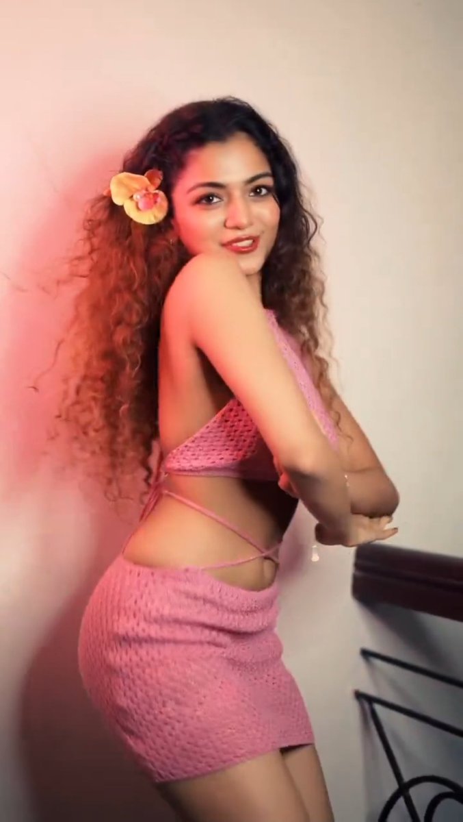 penn_veriyann's tweet photo. ഇവൾക്ക് അടിച്ച് അടിച്ച് കുണ്ണയിലെ പാൽ മുഴുവൻ വറ്റി🥵💦 https://t.co/xHtuBcVwPf